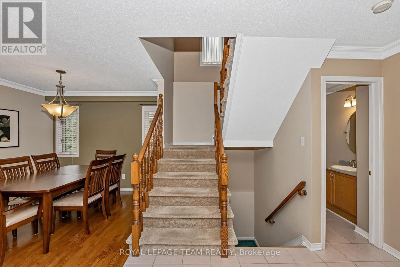 15 Sherring Crescent, Ottawa, Ontario  K2K 2T2 - Photo 17 - X12174366