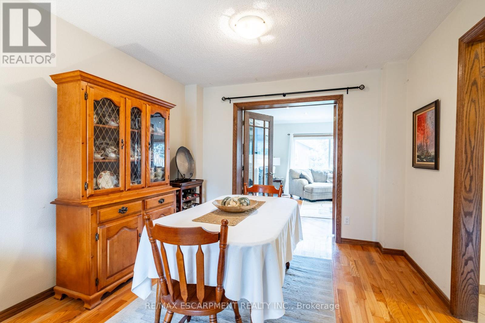 3210 Victoria Street, Oakville, Ontario  L6L 5R2 - Photo 11 - W12174261