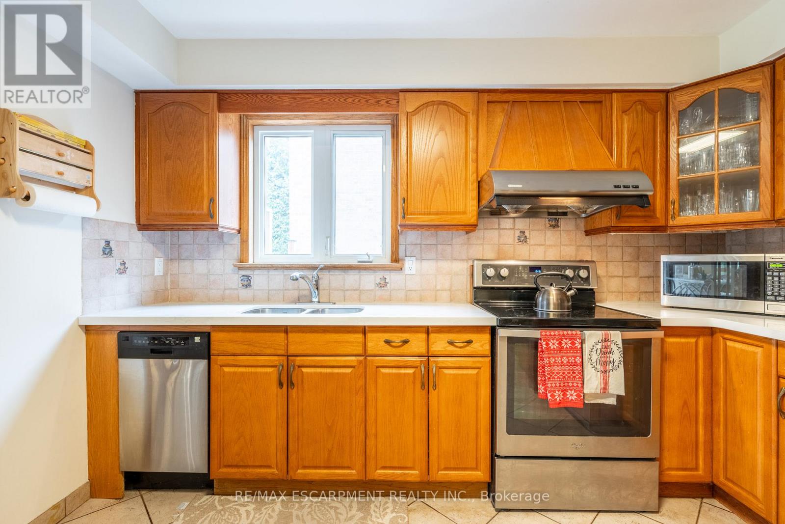 3210 Victoria Street, Oakville, Ontario  L6L 5R2 - Photo 15 - W12174261