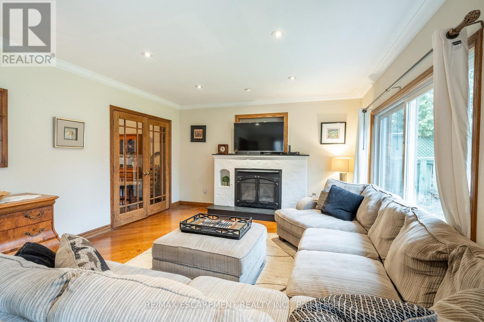 3210 Victoria Street, Oakville, Ontario  L6L 5R2 - Photo 22 - W12174261