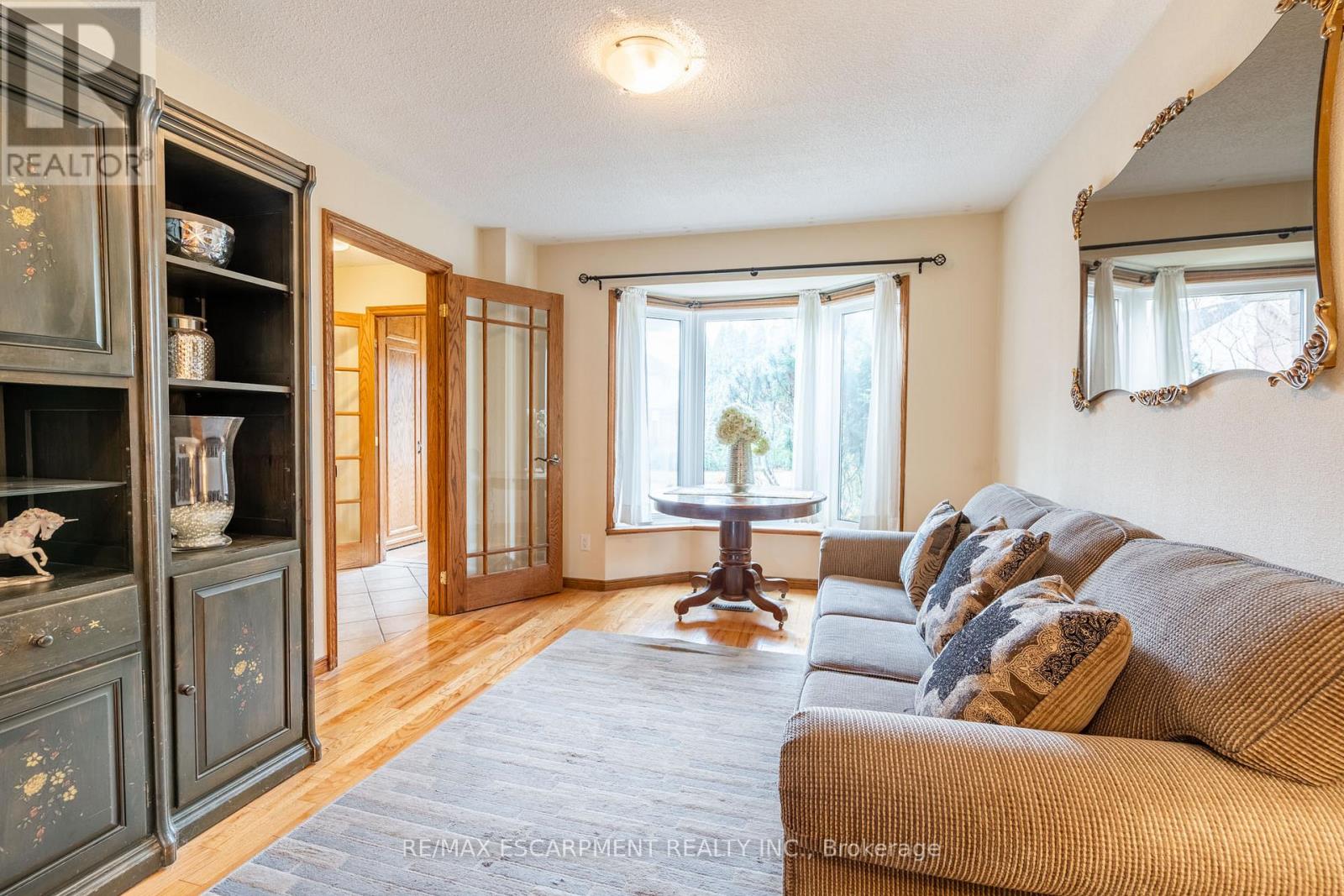 3210 Victoria Street, Oakville, Ontario  L6L 5R2 - Photo 9 - W12174261