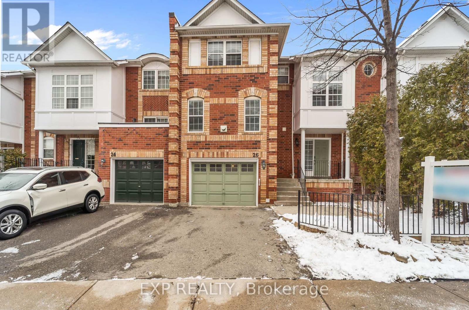 26 - 199 HILLCREST AVENUE, Mississauga, Ontario