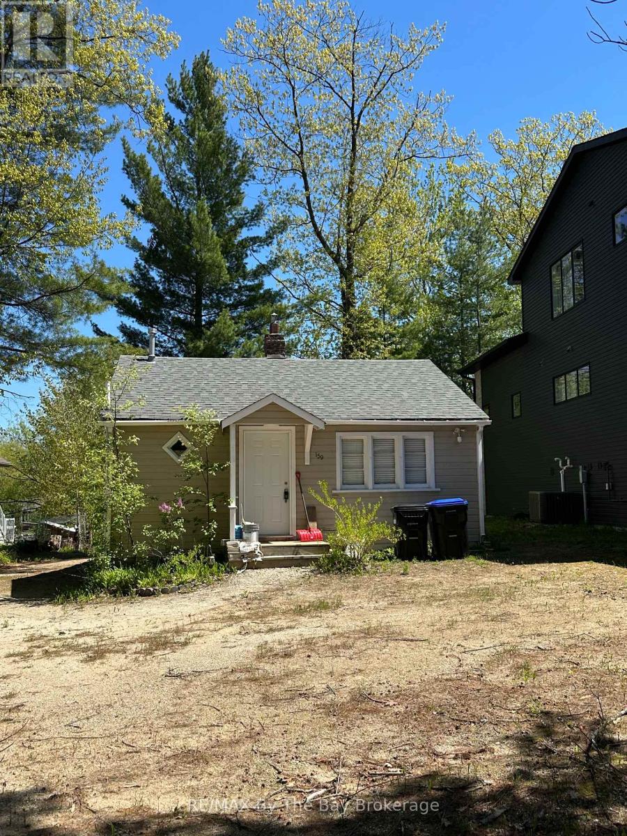 159 Sunnidale Road, Wasaga Beach, Ontario  L9Z 2S9 - Photo 2 - S12174384