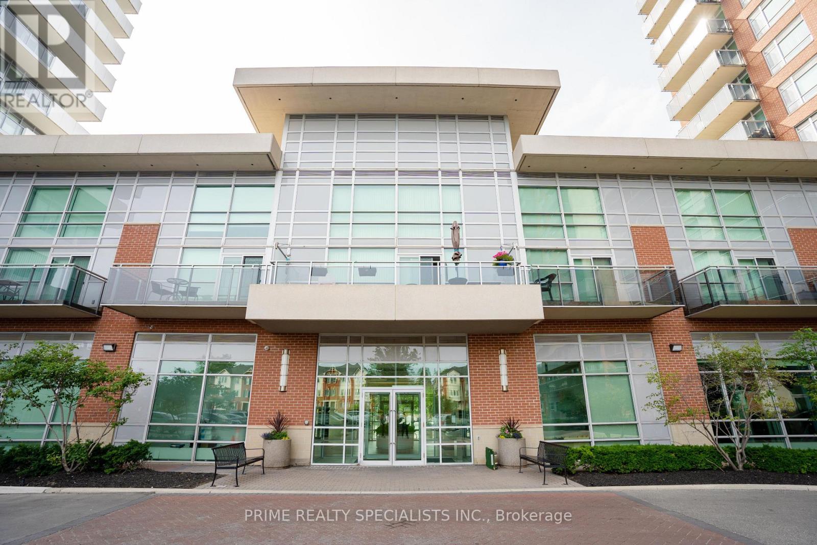 2006 - 215 Queen Street E, Brampton, Ontario  L6Y 1M6 - Photo 2 - W12170785