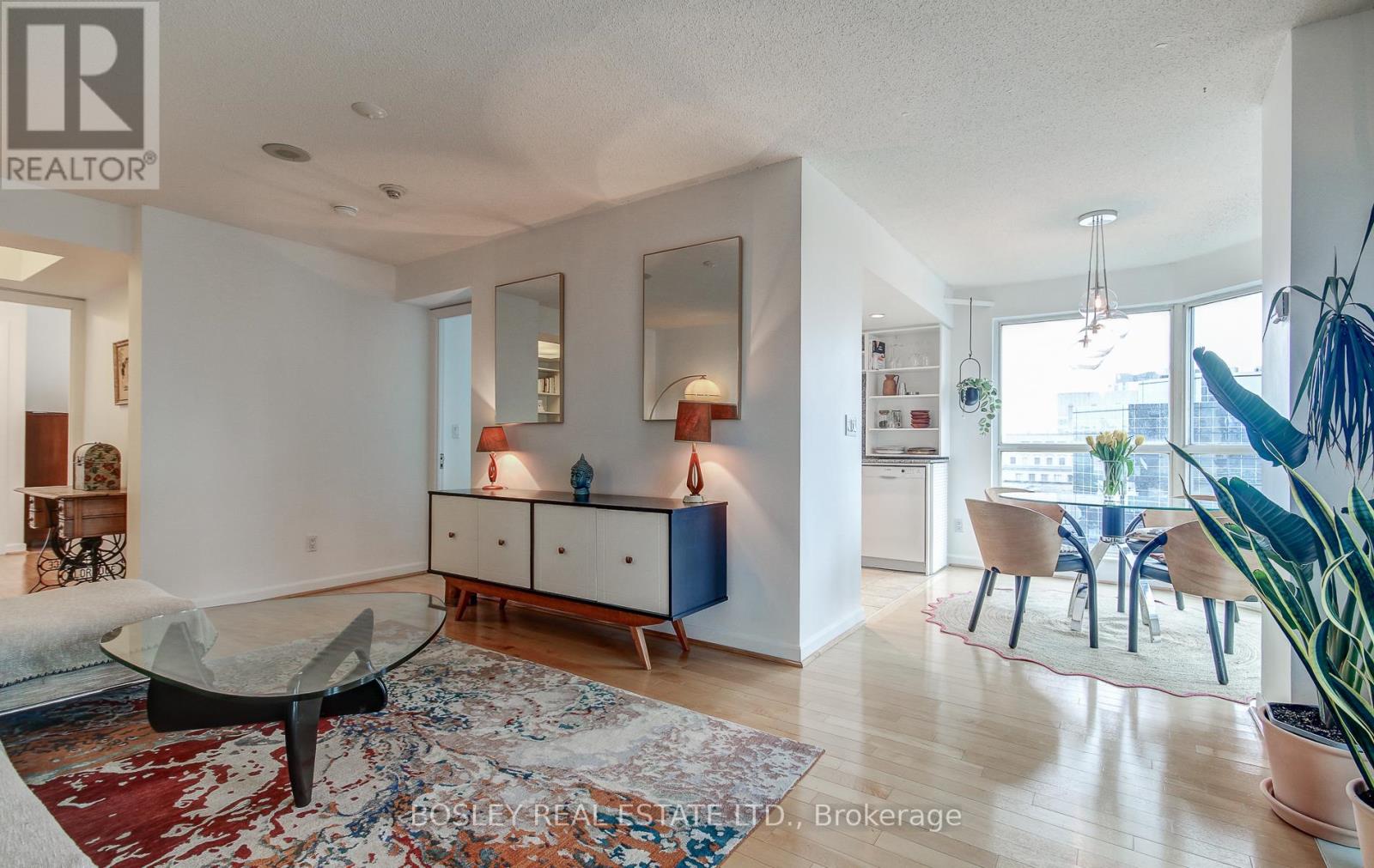 2010 - 8 Park Road, Toronto, Ontario  M4W 3S5 - Photo 10 - C12174010