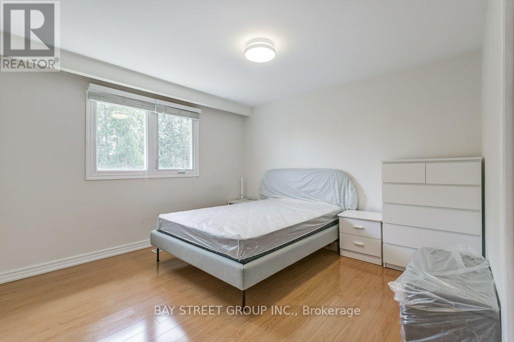 29 Gustav Crescent, Toronto (Newtonbrook East), Ontario  M2M 2C7 - Photo 19 - C12174322