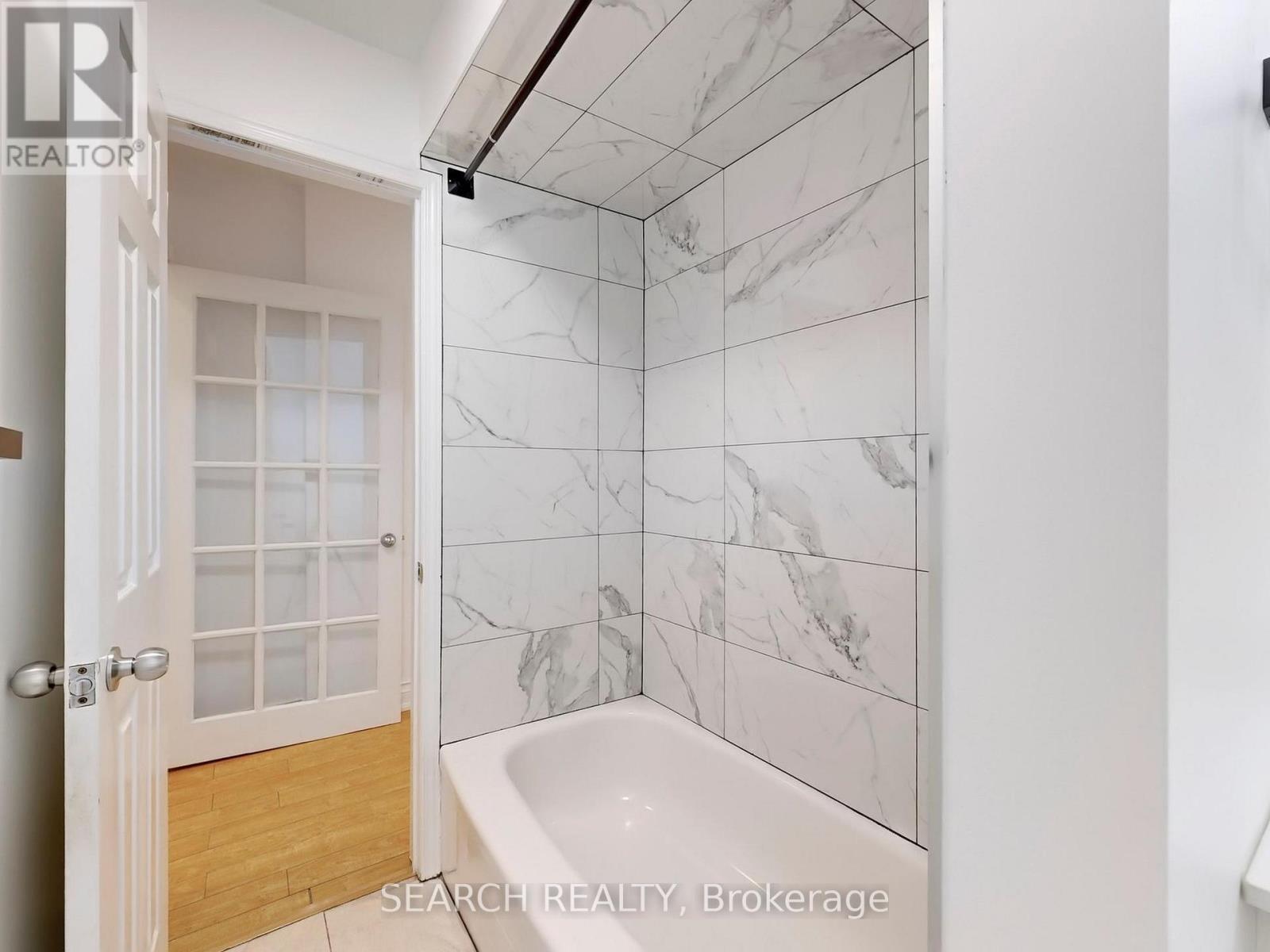 479 Westmount Avenue, Toronto, Ontario  M6E 3N6 - Photo 13 - C12174393