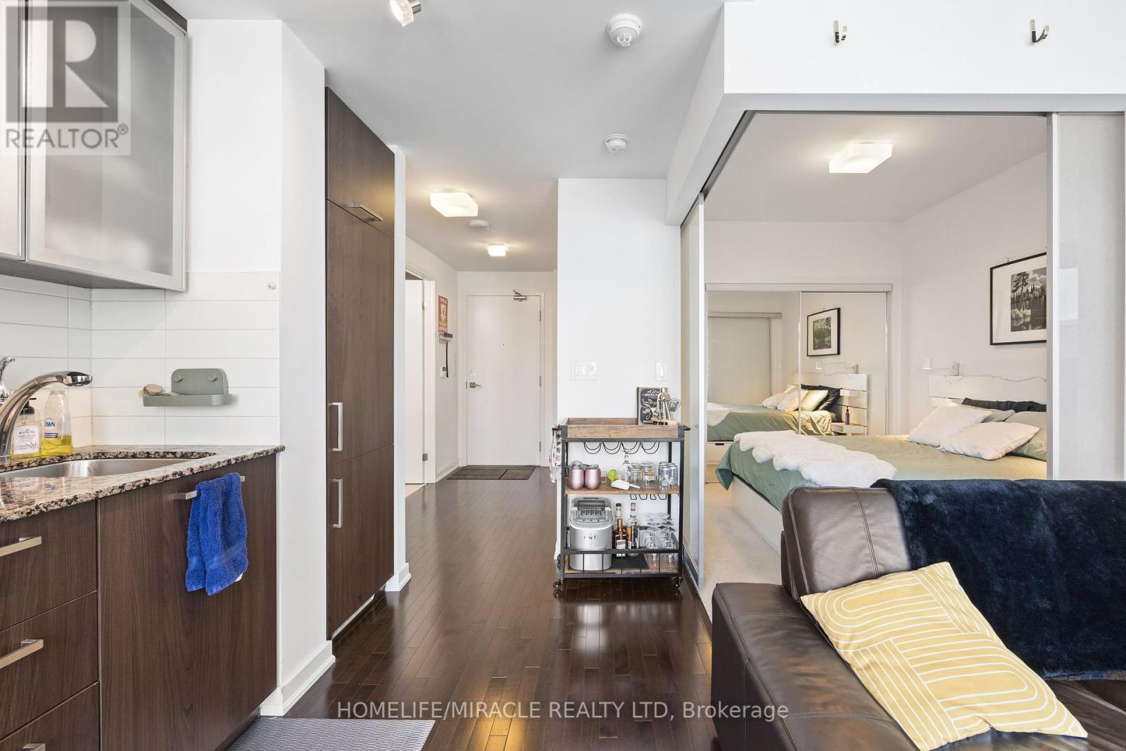3601 - 12 York Street, Toronto, Ontario  M5J 2Z2 - Photo 11 - C12174396