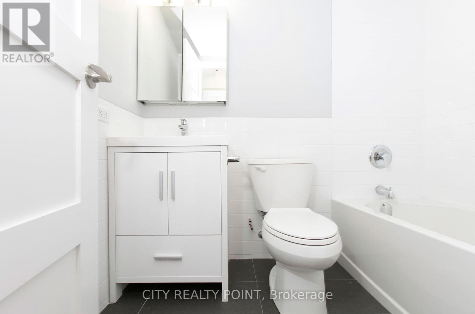 1001 - 485 Huron Street, Toronto, Ontario  M5R 2R5 - Photo 7 - C12174425