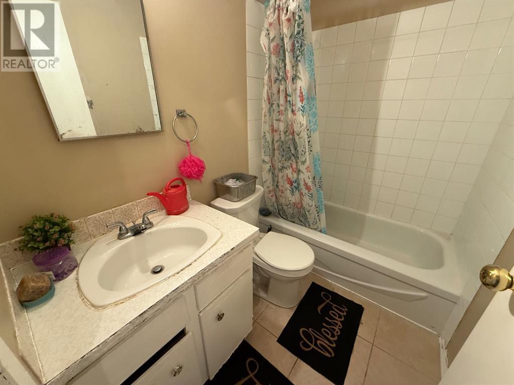 302, 4904 54 Street, Red Deer, Alberta  T4N 2G7 - Photo 17 - A2220190