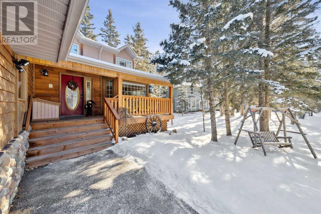 97 Manyhorses Drive, Rural Rocky View County, Alberta  T3Z 1A1 - Photo 2 - A2194349