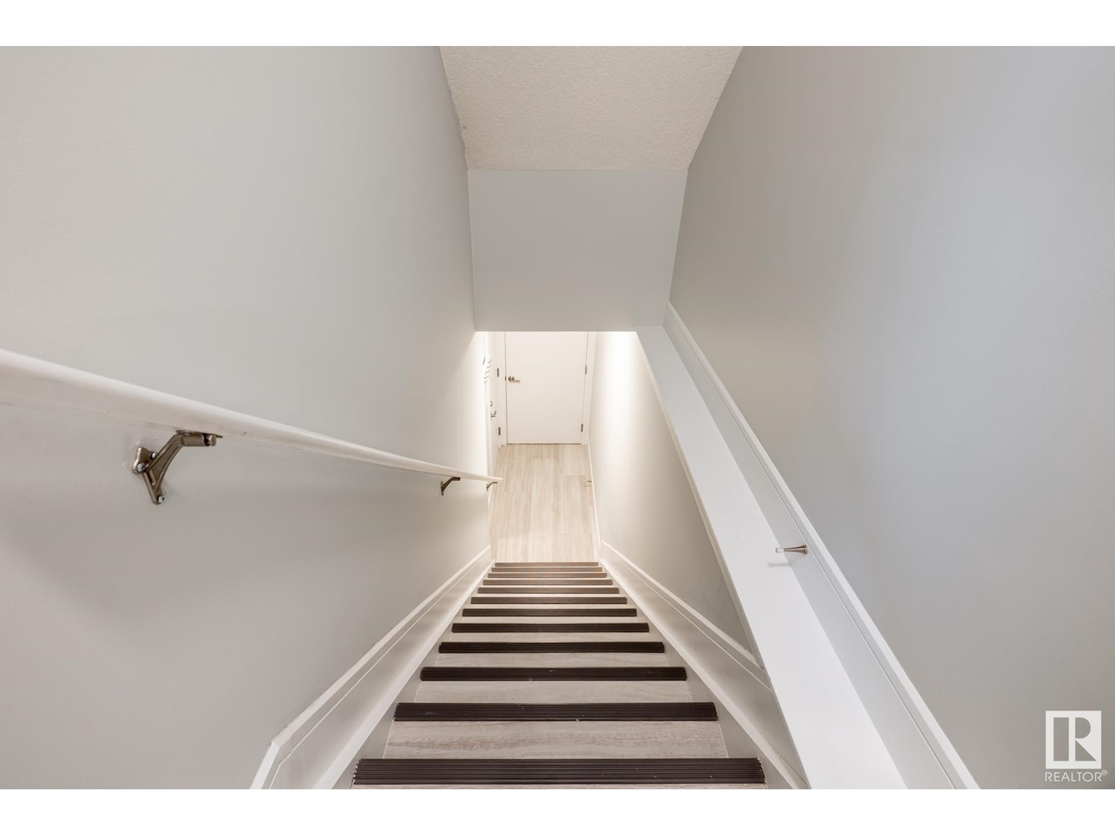 7727 83 Av Nw, Edmonton, Alberta  T6C 1A2 - Photo 39 - E4438611