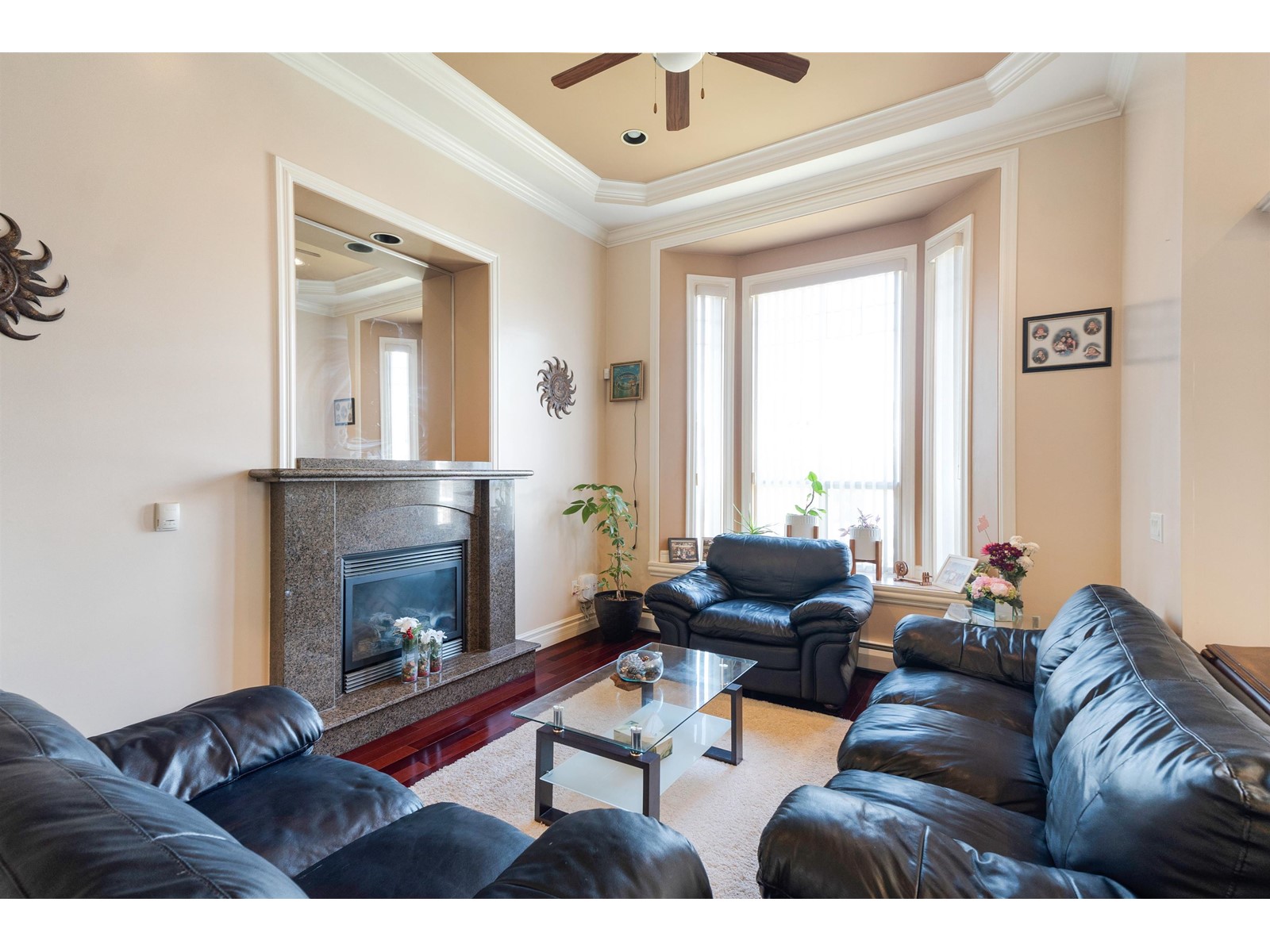12170 96a Avenue, Surrey, British Columbia  V3V 7C3 - Photo 3 - R3007140