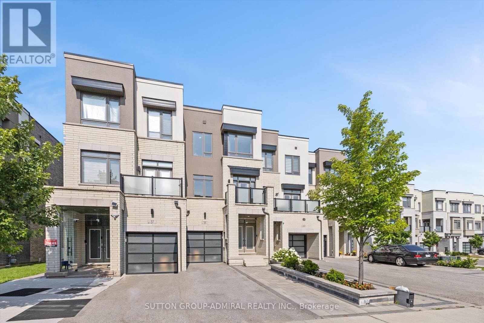 Property at 39 HAROLD LAWRIE LANE image 1