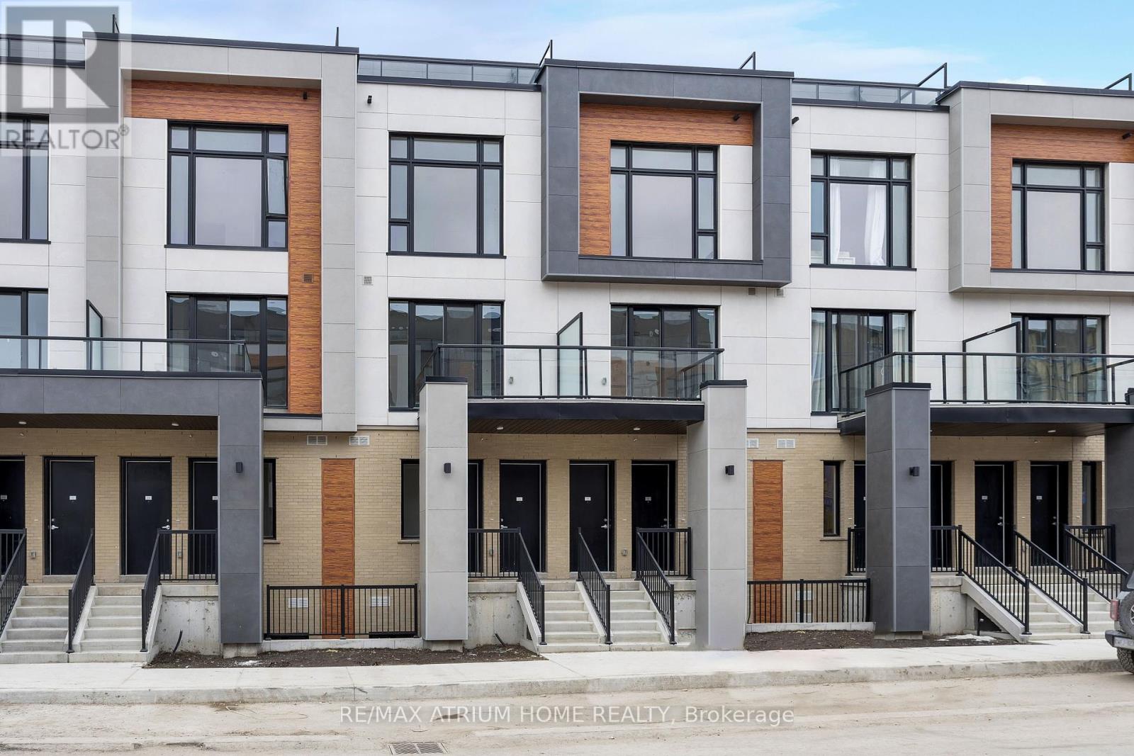 TH610 - 7 STECKELY HOUSE LANE, Richmond Hill, Ontario