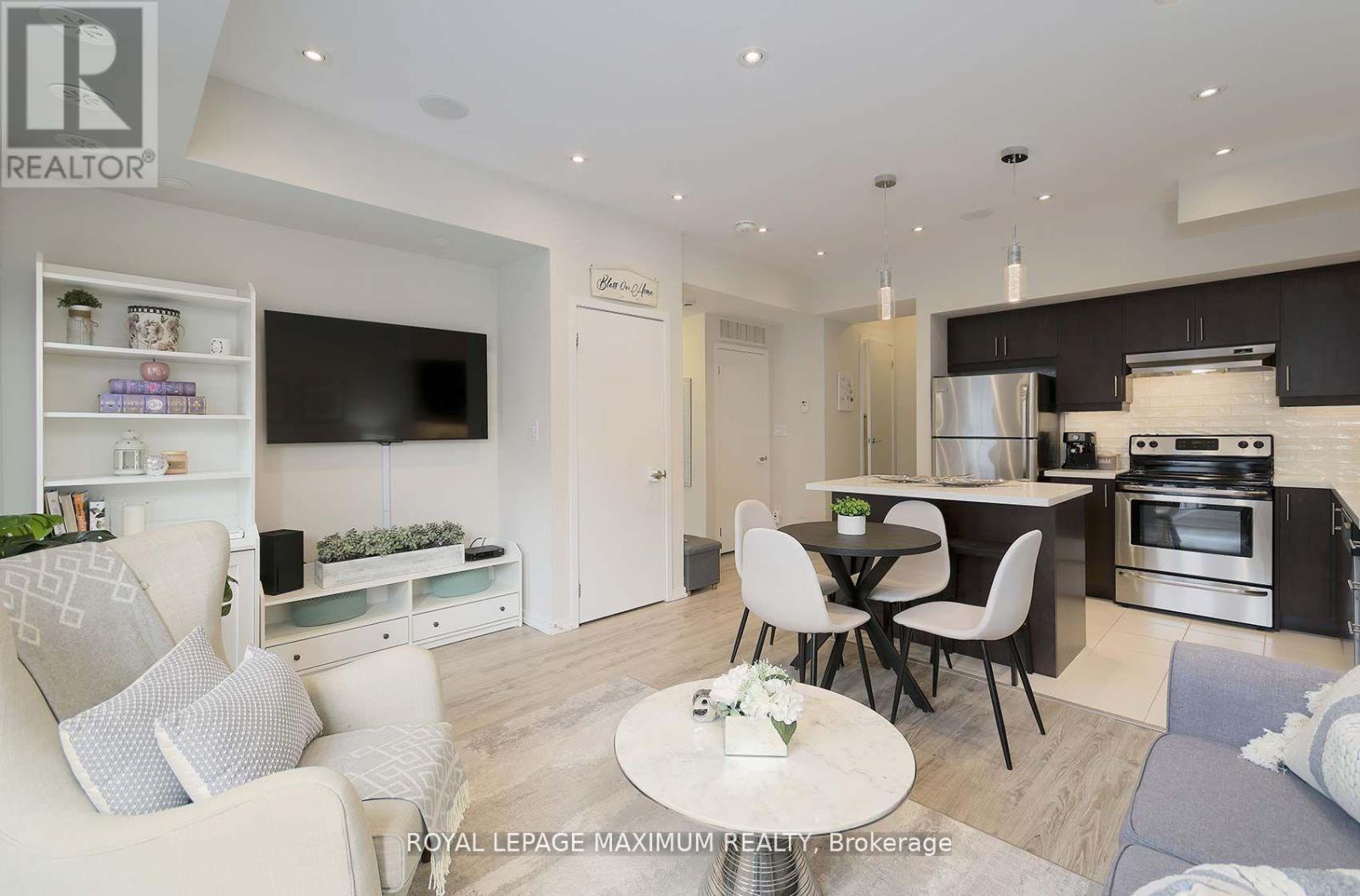 A16 - 26 Bruce Street, Vaughan, Ontario  L4L 0H4 - Photo 4 - N12174370