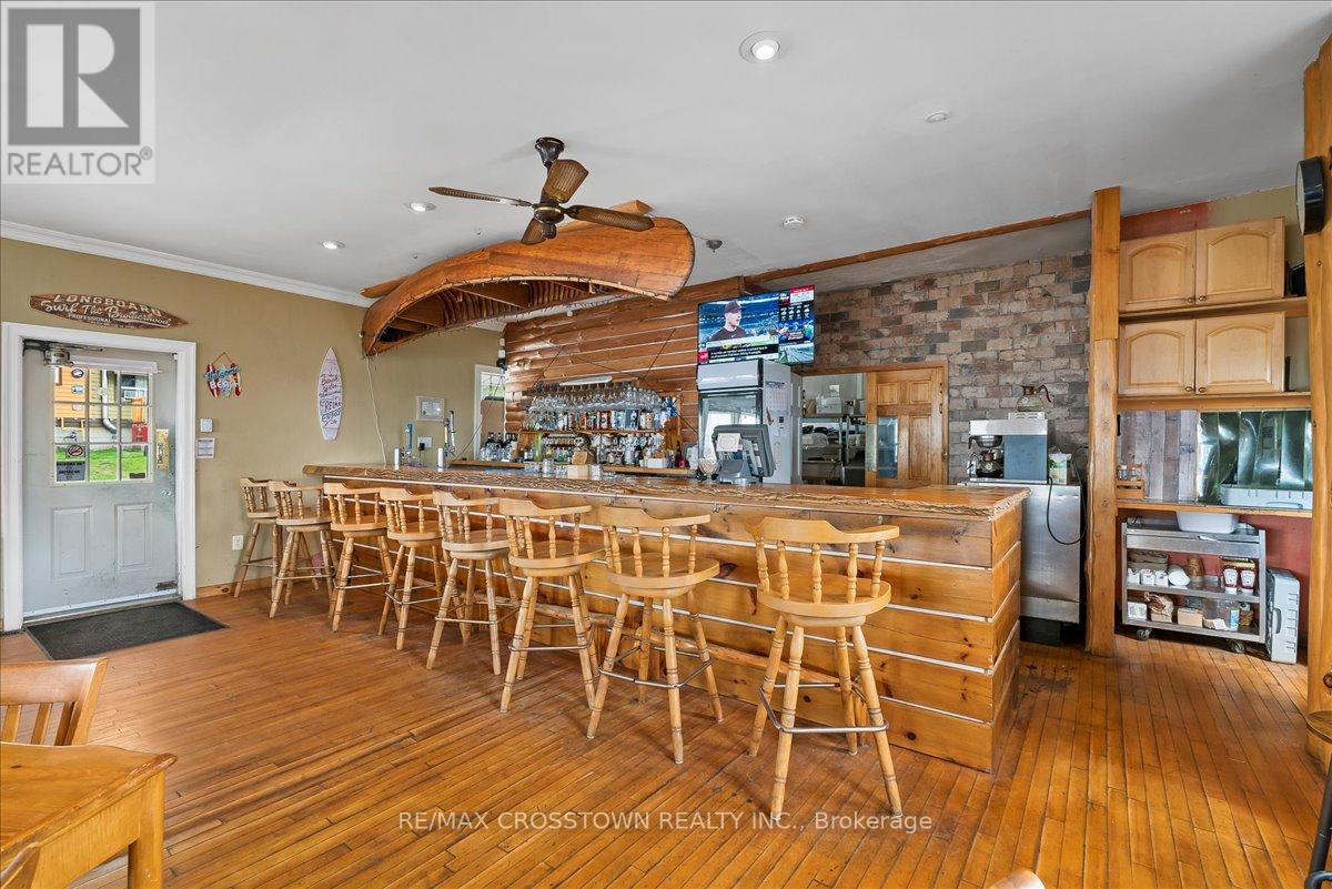 369 Balm Beach Road W, Tiny, Ontario  L0L 2J0 - Photo 44 - S12174356