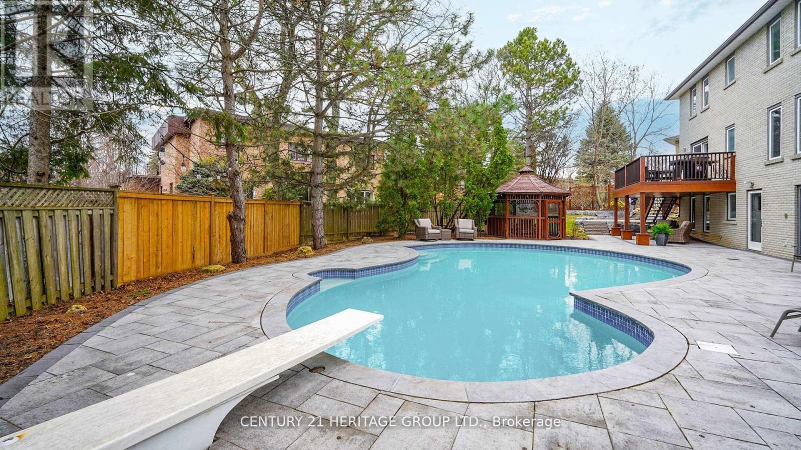 12 Cedar Forest Court, Markham, Ontario  L3T 2A4 - Photo 32 - N12159005