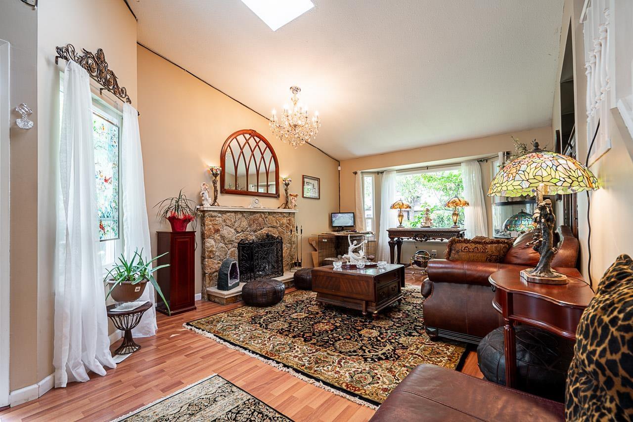 15524 96b Avenue, Surrey, British Columbia  V3R 7N7 - Photo 5 - R3007187