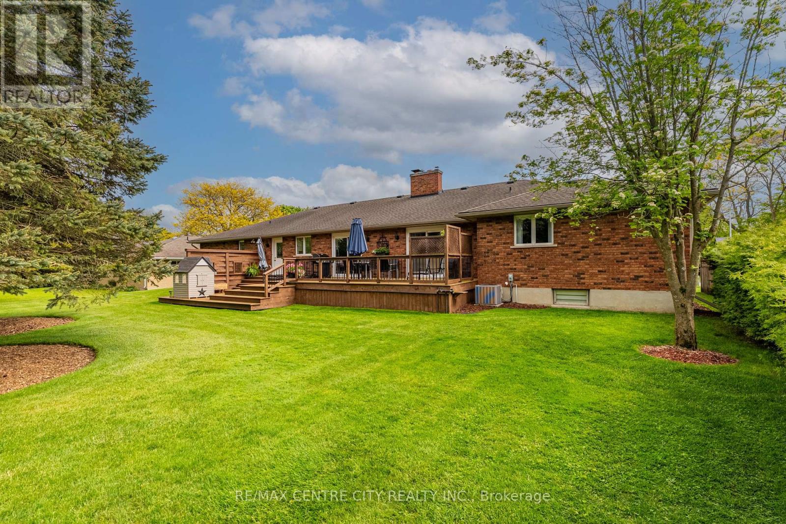 18 Fath Avenue, Aylmer, Ontario  N5H 1V8 - Photo 38 - X12169557