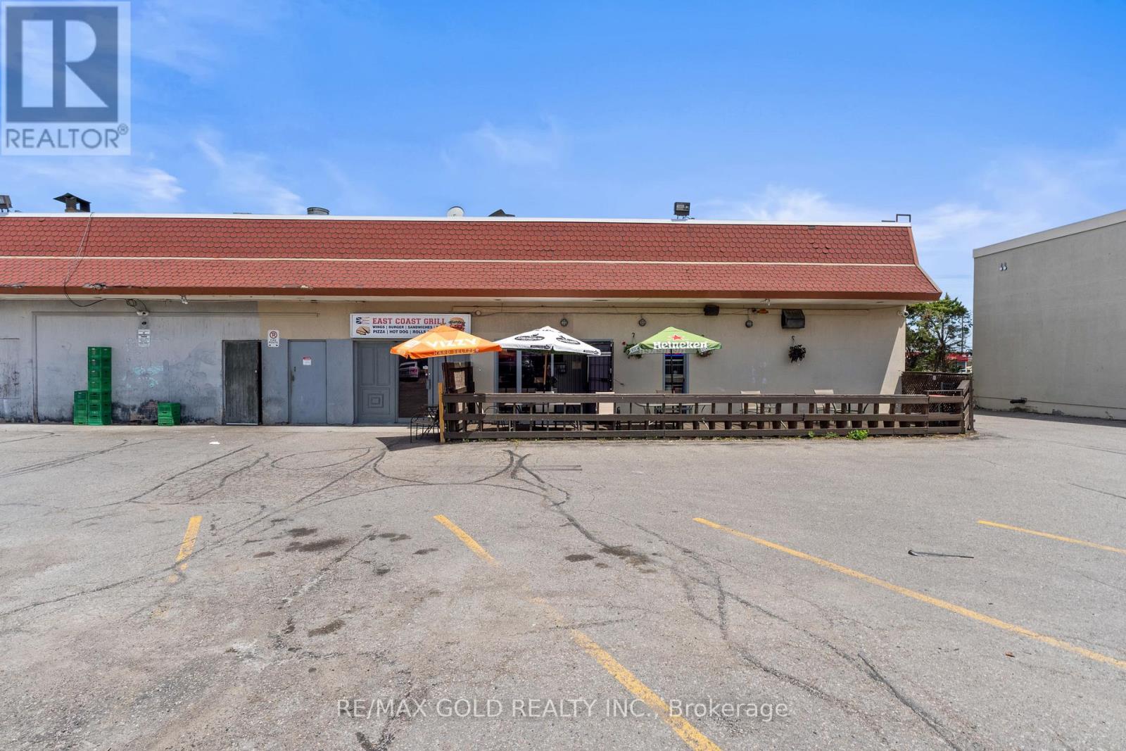 Property at 13 - 107 KENNEDY ROAD S image 3