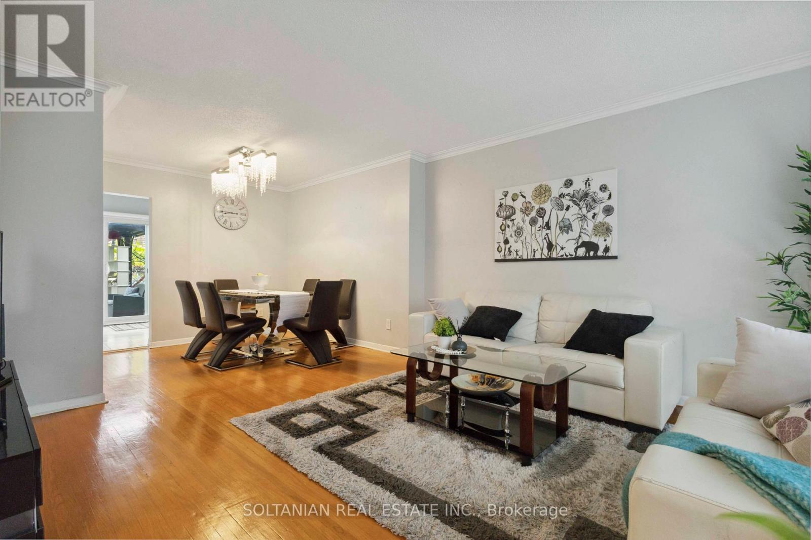102 Elnathan Crescent, Toronto, Ontario  M9L 2G1 - Photo 6 - W12174320