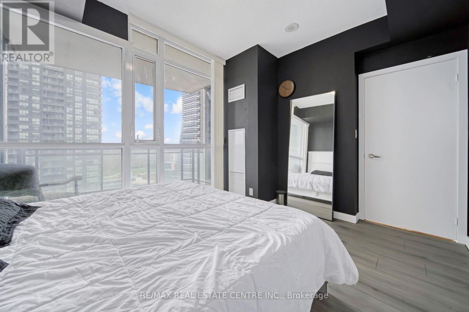 1803 - 4065 Brickstone Mews, Mississauga, Ontario  L5B 0G3 - Photo 24 - W12174323