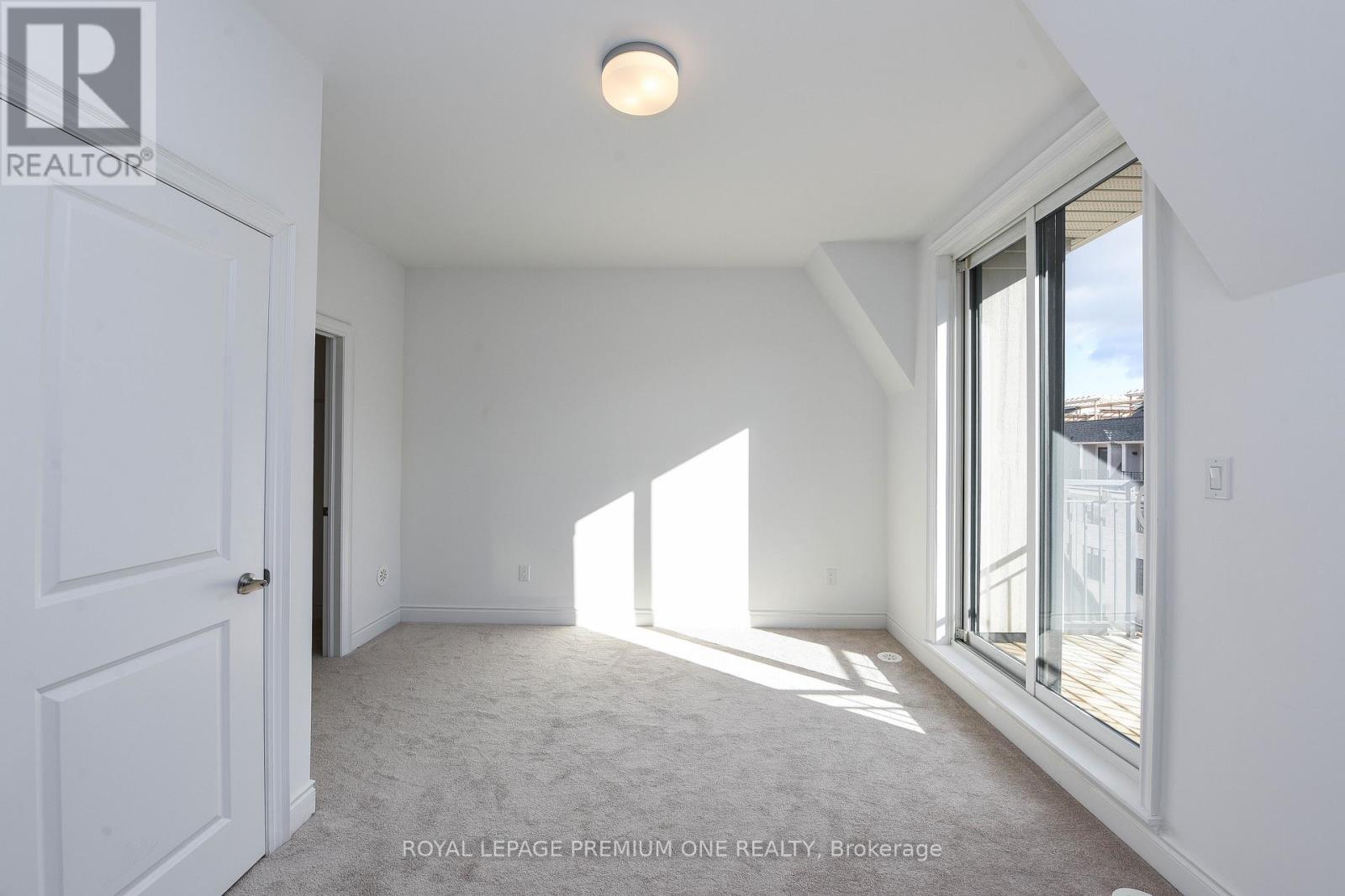 60 - 40 Lunar Crescent, Mississauga, Ontario  L5M 2R5 - Photo 27 - W12174334