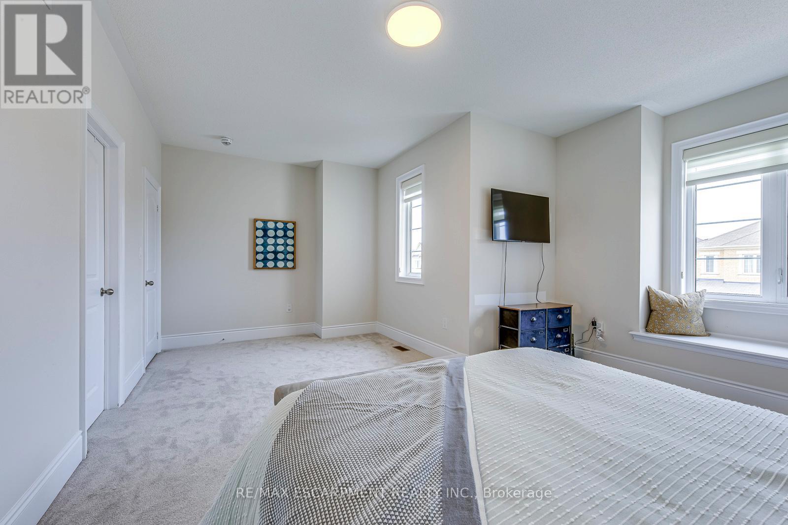 3173 Meadow Marsh Crescent, Oakville, Ontario  L6H 0T2 - Photo 35 - W12174390