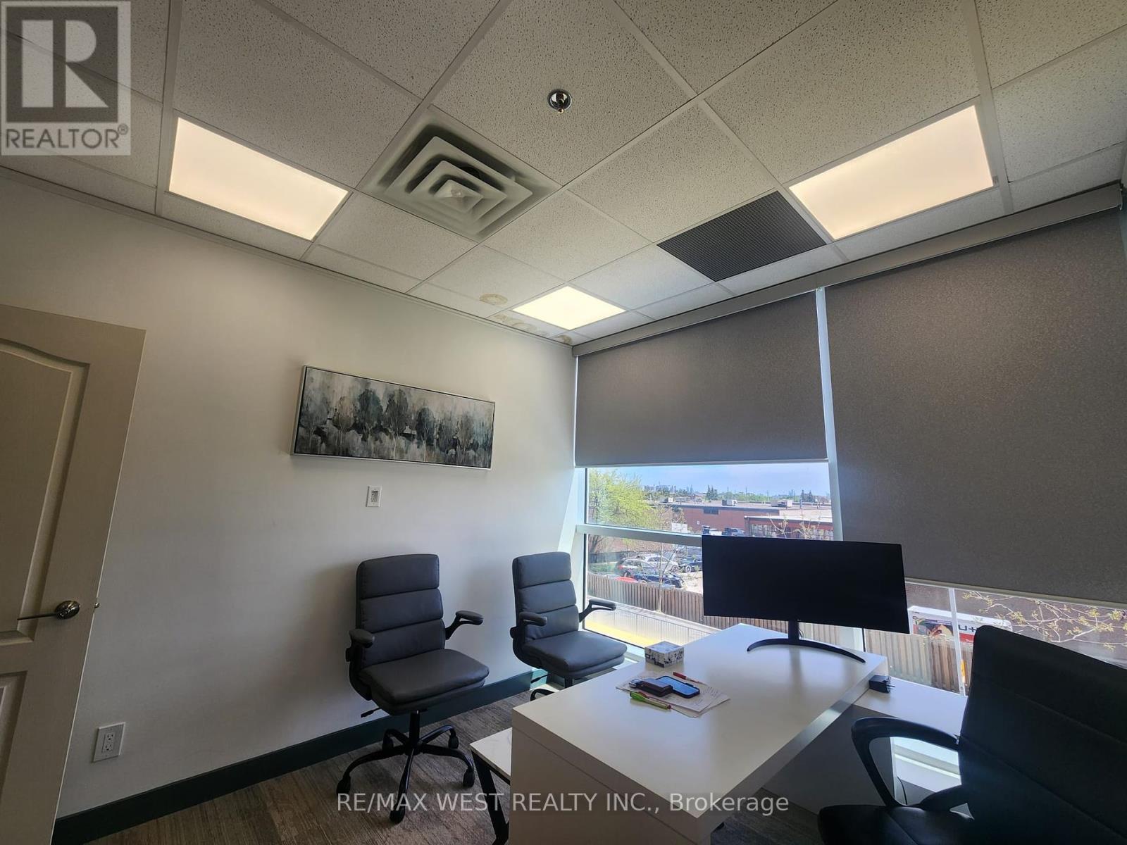 216 - 1275 Finch Avenue W, Toronto, Ontario  M3J 0L5 - Photo 17 - W12174399