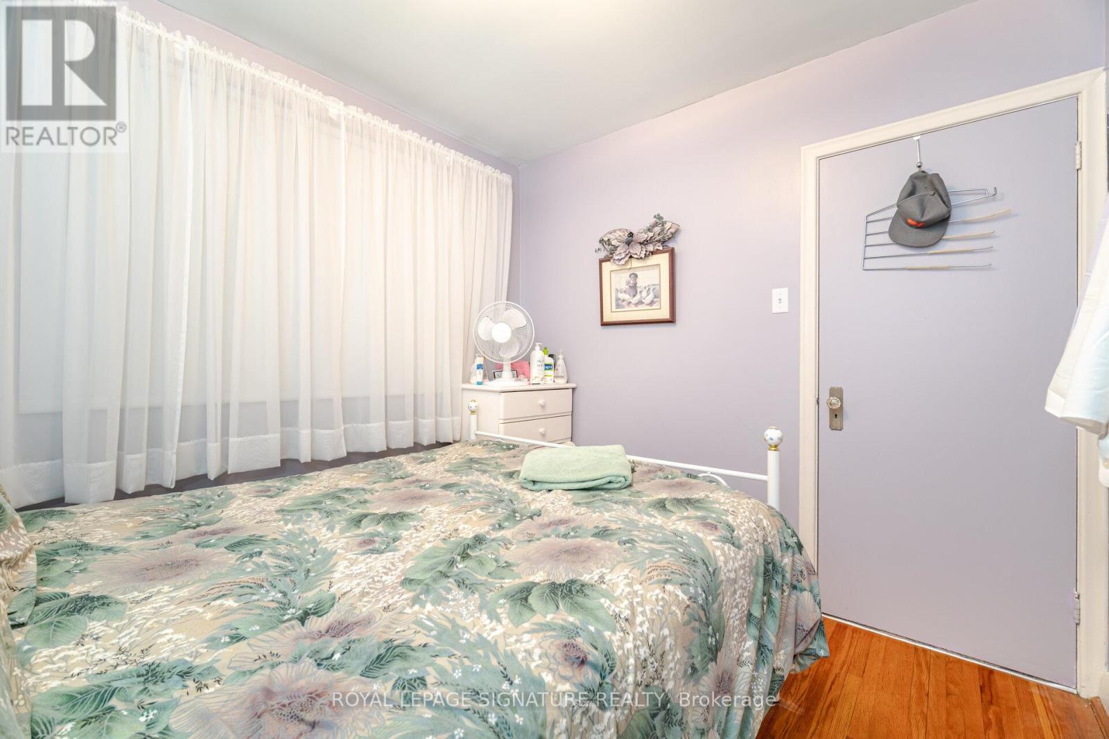 5 Sterne Avenue, Brampton (Brampton East), Ontario  L6W 2Y3 - Photo 19 - W12174401