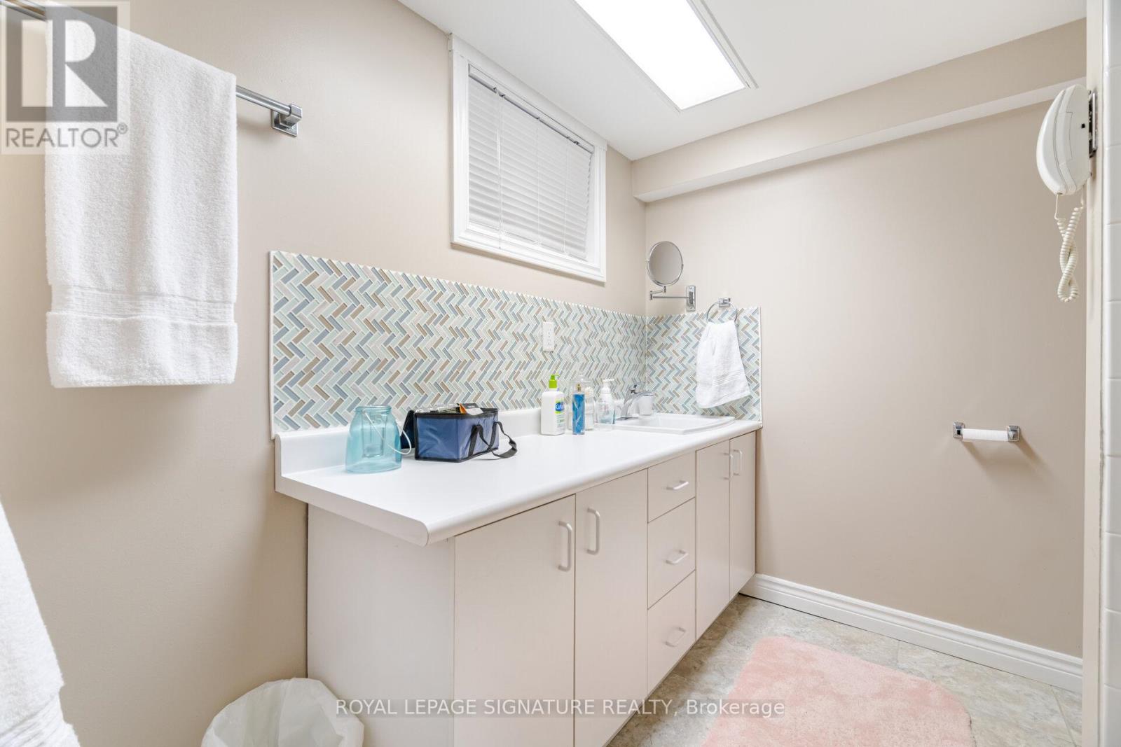 5 Sterne Avenue, Brampton, Ontario  L6W 2Y3 - Photo 31 - W12174401