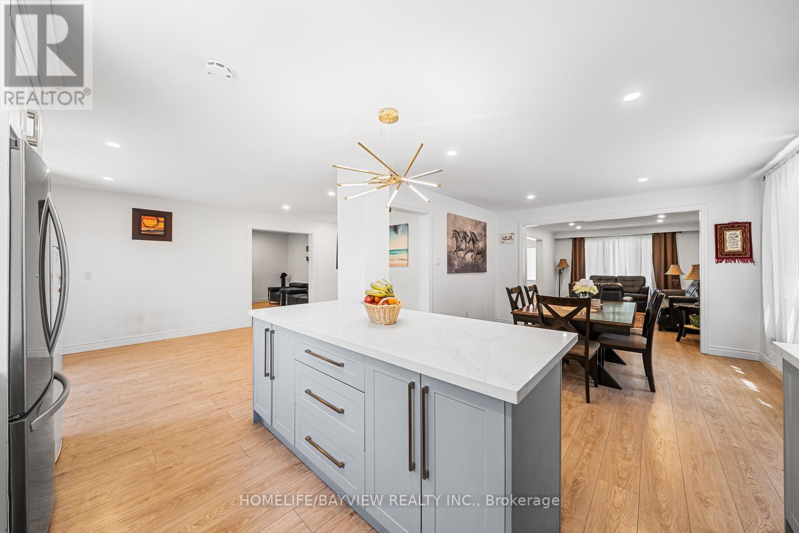 2602 Mason Heights, Mississauga (Cooksville), Ontario  L5B 2S2 - Photo 16 - W12174416