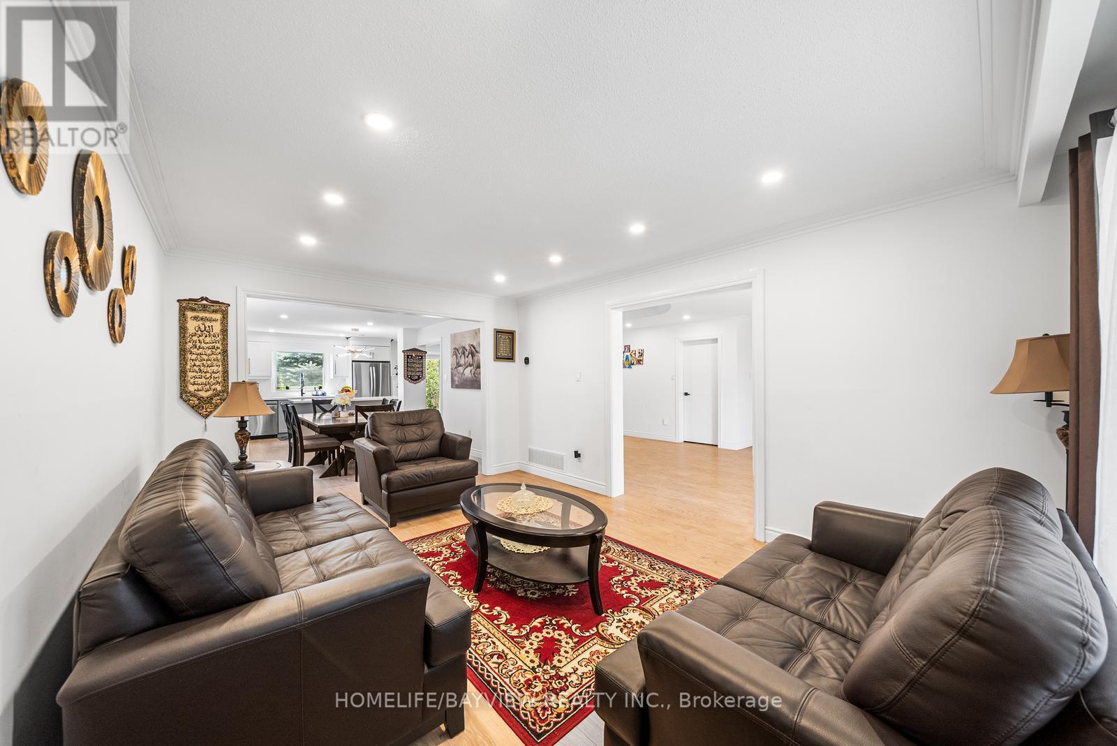 2602 Mason Heights, Mississauga (Cooksville), Ontario  L5B 2S2 - Photo 6 - W12174416