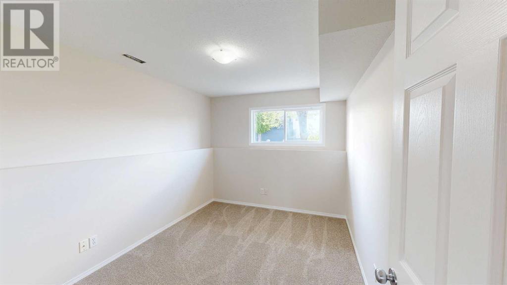 170 Peigan Court W, Lethbridge, Alberta  T1K 7N2 - Photo 21 - A2222273