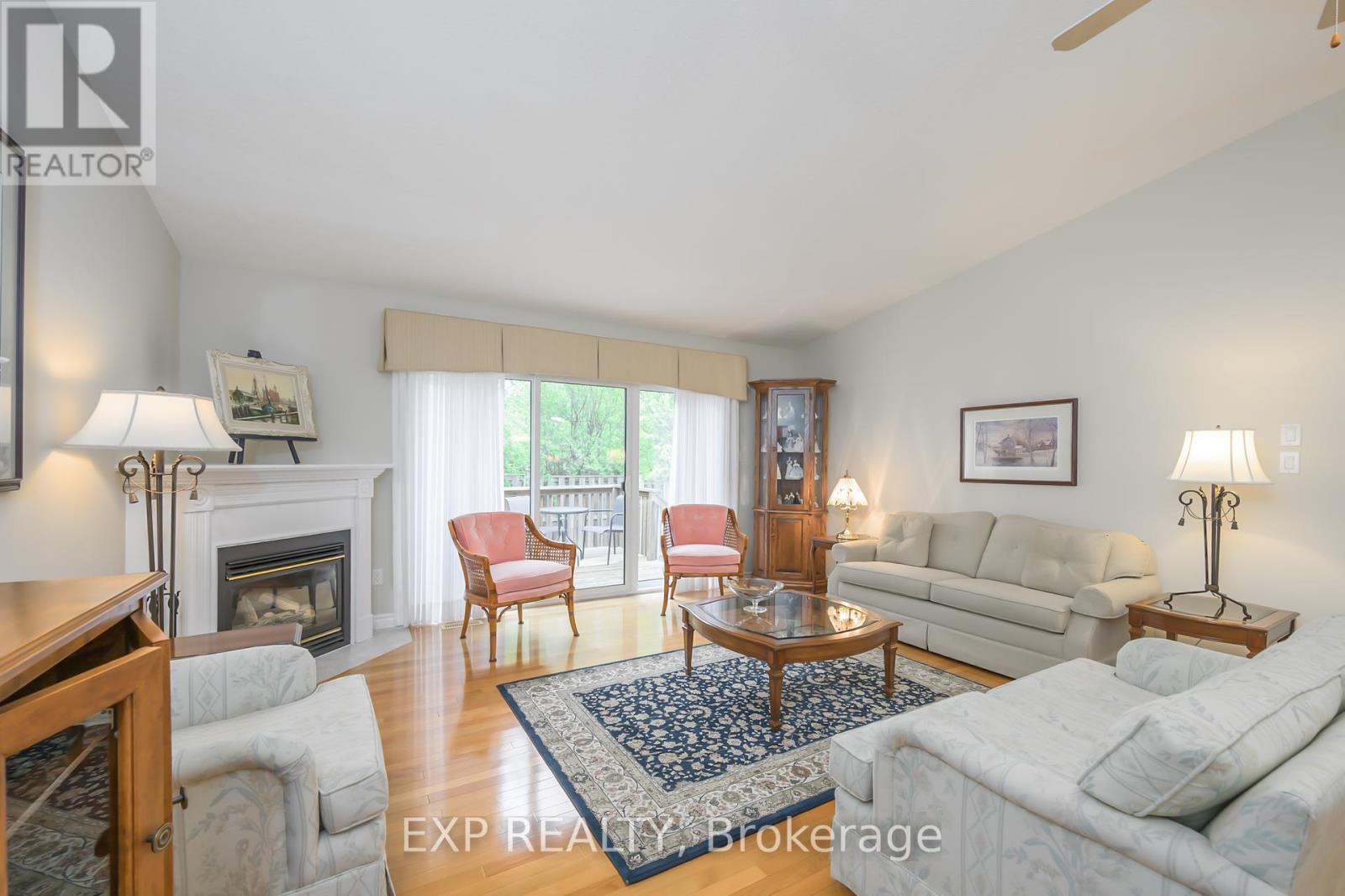 Photo 5 of 35 for 48 - 572 Thistlewood Drive