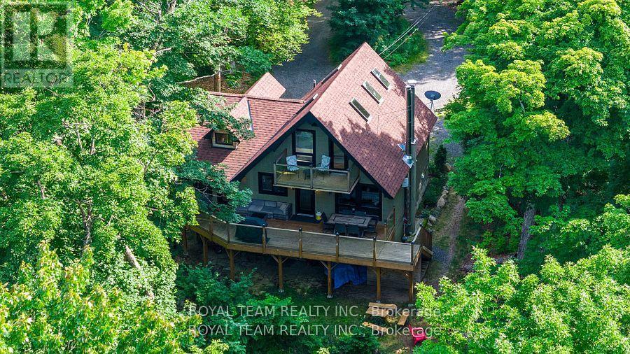 12 Hayhoe Road, Seguin, Ontario  P0C 1H0 - Photo 1 - X12174420