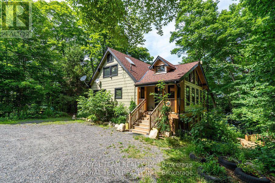 12 Hayhoe Road, Seguin, Ontario  P0C 1H0 - Photo 2 - X12174420