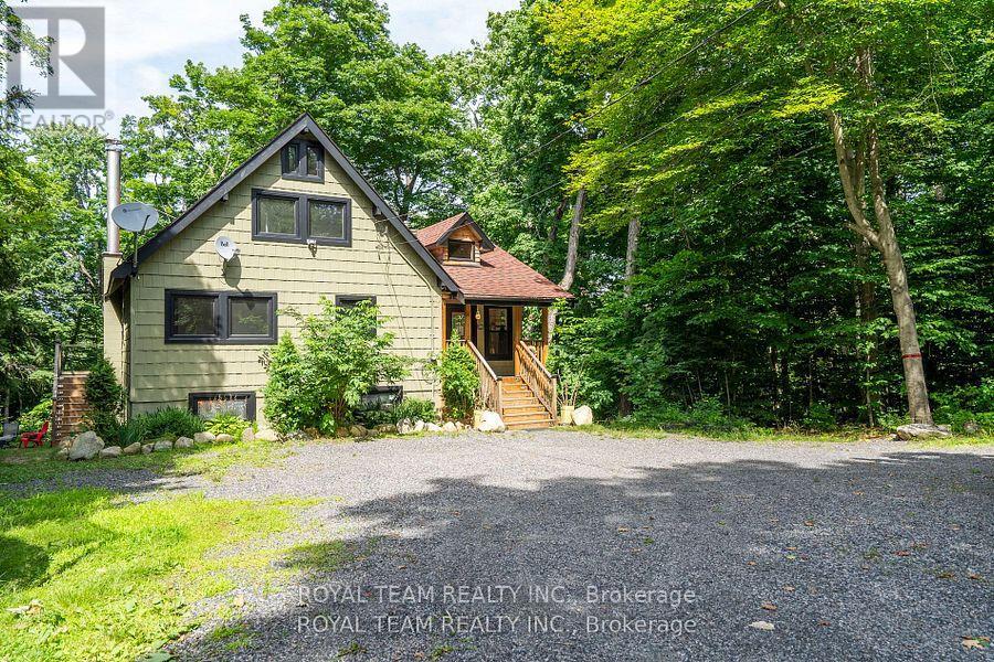 12 Hayhoe Road, Seguin, Ontario  P0C 1H0 - Photo 3 - X12174420
