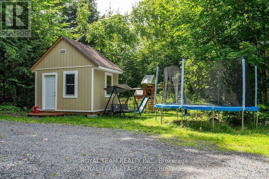 12 Hayhoe Road, Seguin, Ontario  P0C 1H0 - Photo 34 - X12174420