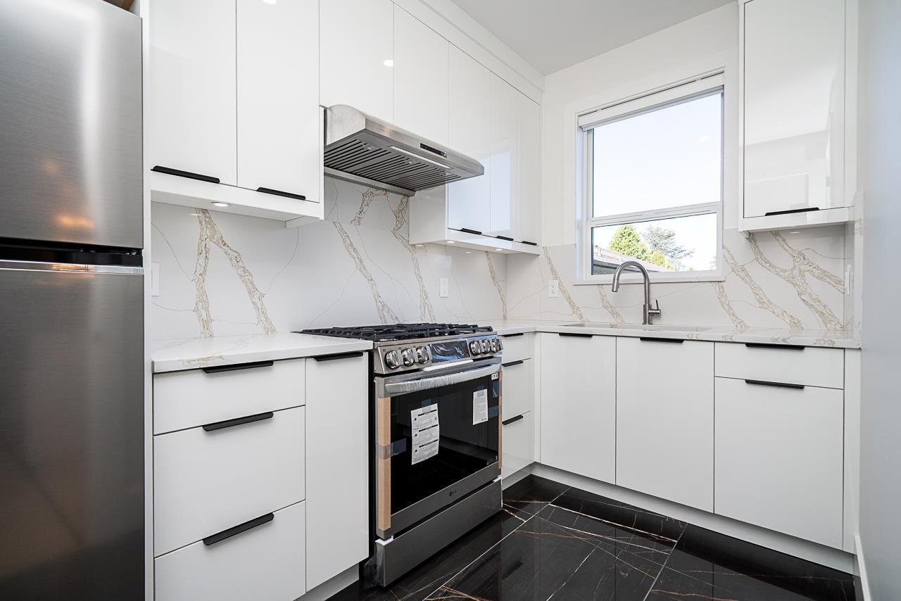 15496 Thrift Avenue, White Rock, British Columbia  V4B 2L9 - Photo 9 - R3006817