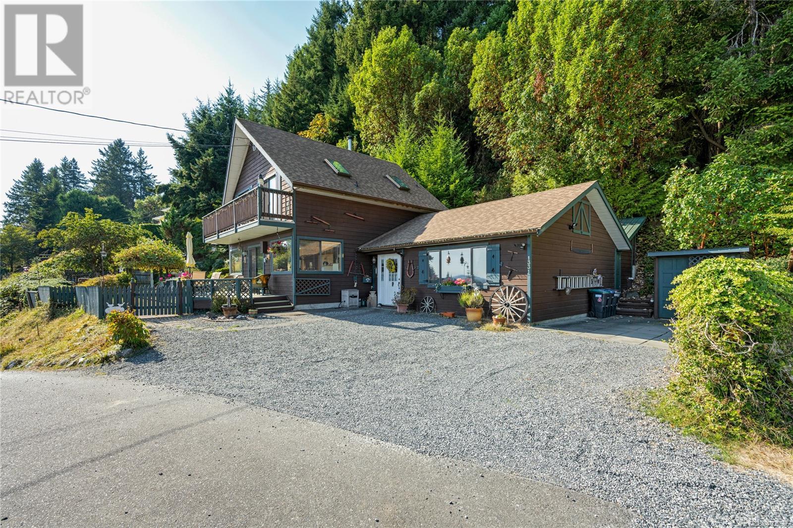 Property at 1331 Gervais Rd image 4