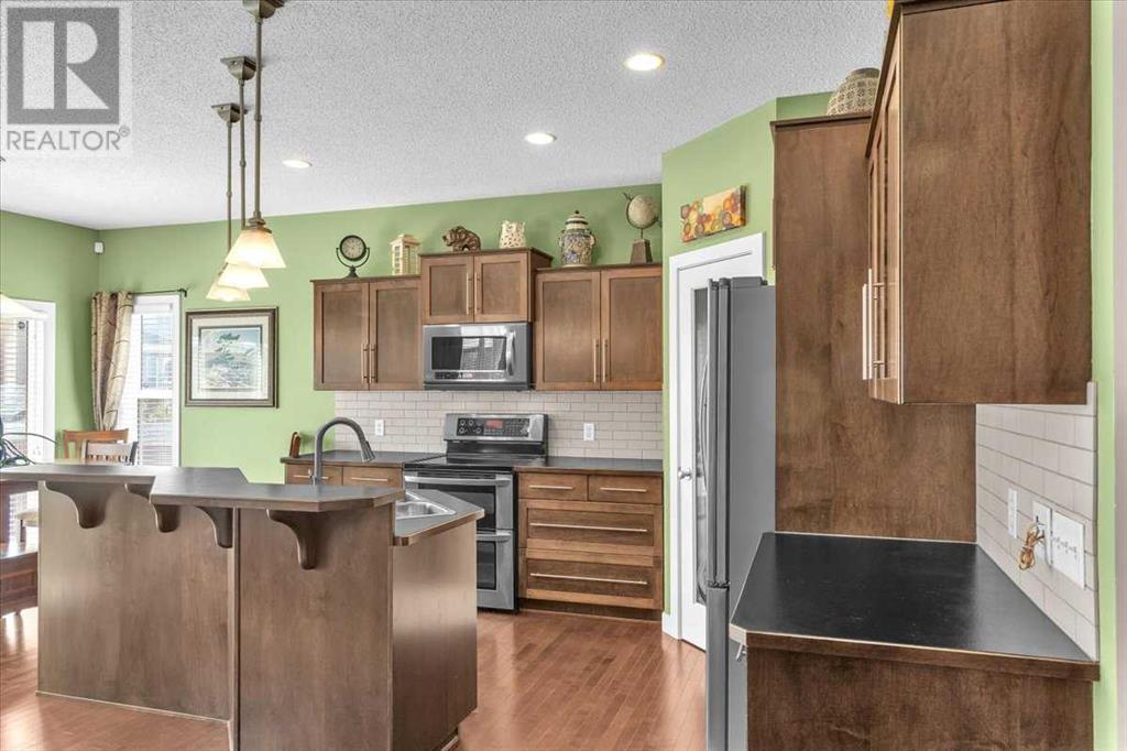249 New Brighton Lane Se, Calgary, Alberta  T2Z 0E3 - Photo 9 - A2223400