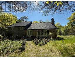 14178 YONGE STREET, Aurora, Ontario