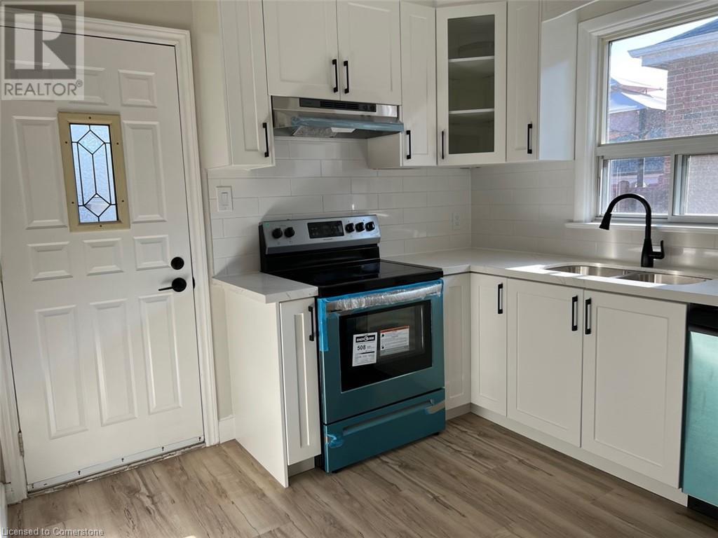 398 Talbot St Street, Hamilton, Ontario  L8H 6T4 - Photo 6 - 40732696