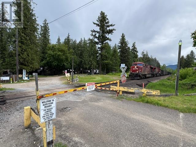 6592 Trans Canada Highway Unit# 13, Salmon Arm, BC V1E3A2