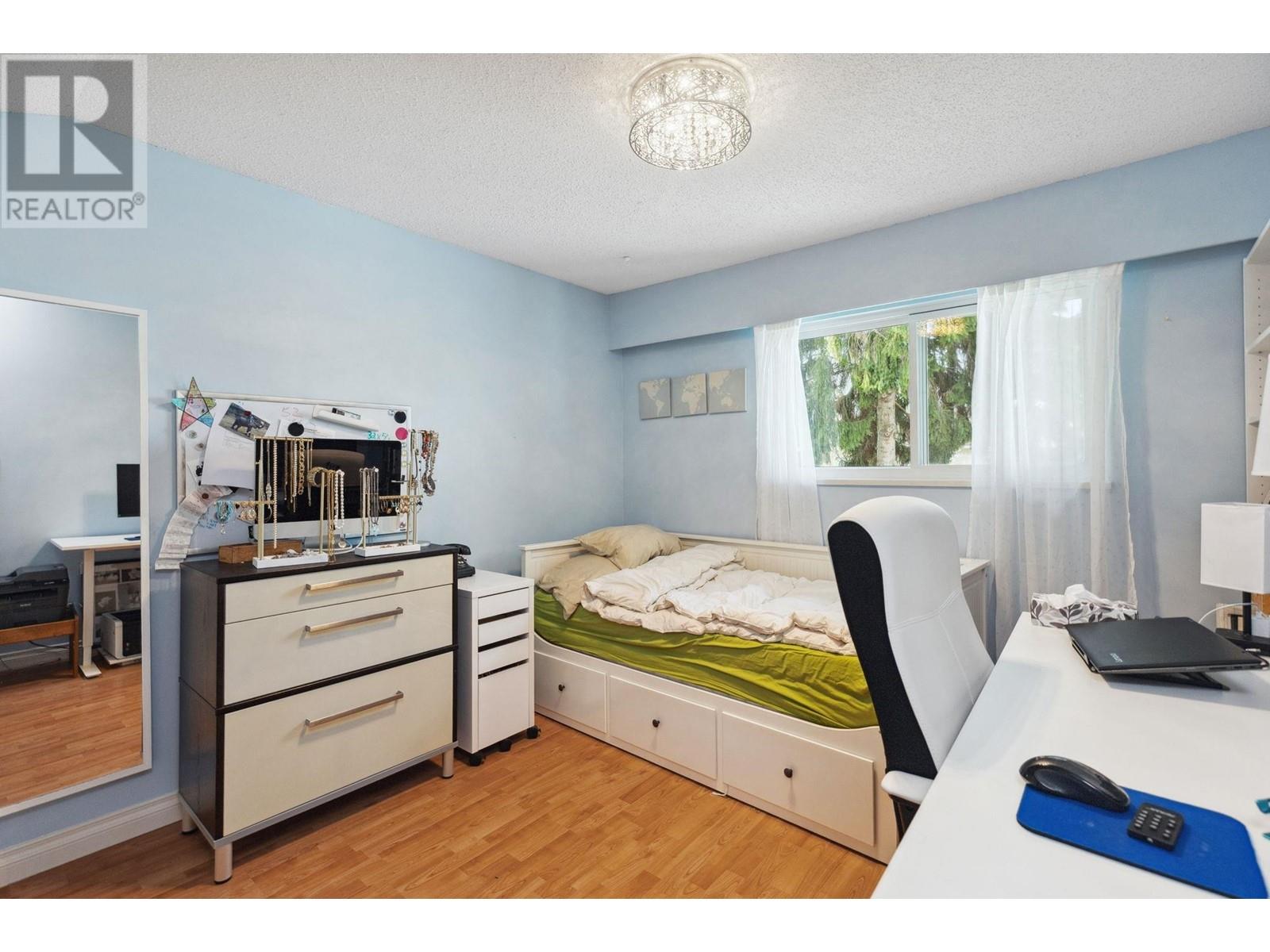 4920 Mahood Drive, Richmond, British Columbia  V7E 5C4 - Photo 29 - R3007216