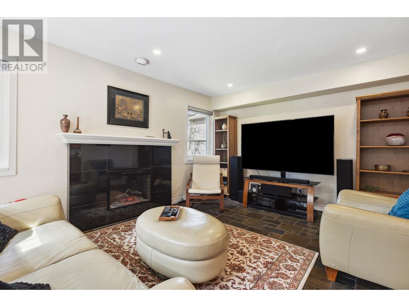 Property at 4920 MAHOOD DRIVE image 5