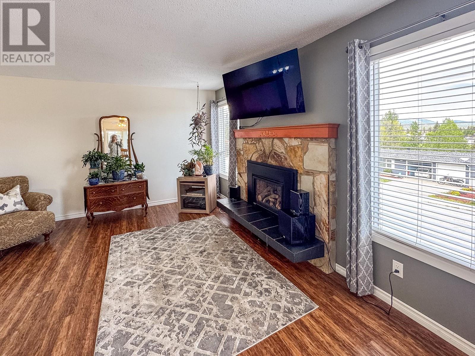 2001 7th Street S, Cranbrook, British Columbia  V1C 4L3 - Photo 6 - 10349331