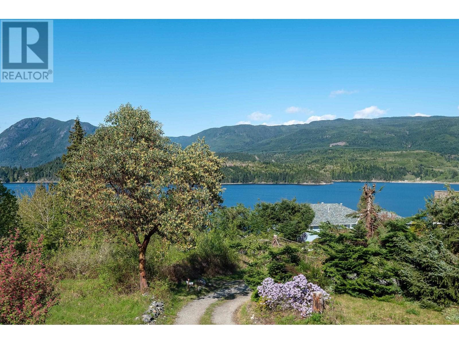 6377 N Gale Avenue, Sechelt, British Columbia  V7Z 0P7 - Photo 36 - C8069480